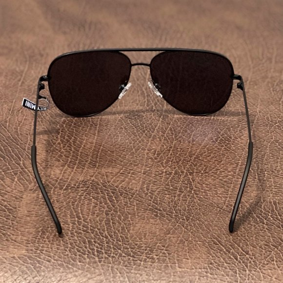 BRAND NEW !! - QUAY - High Key - POLARIZED BLACK / SMOKE LENS - Picture 10 of 16